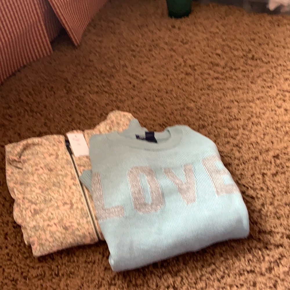 Sweatshirt zip up + sweater